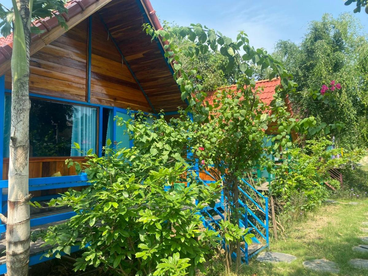 Ngoc Tien Farmer Eco Lodge Cát Tiên Exterior foto